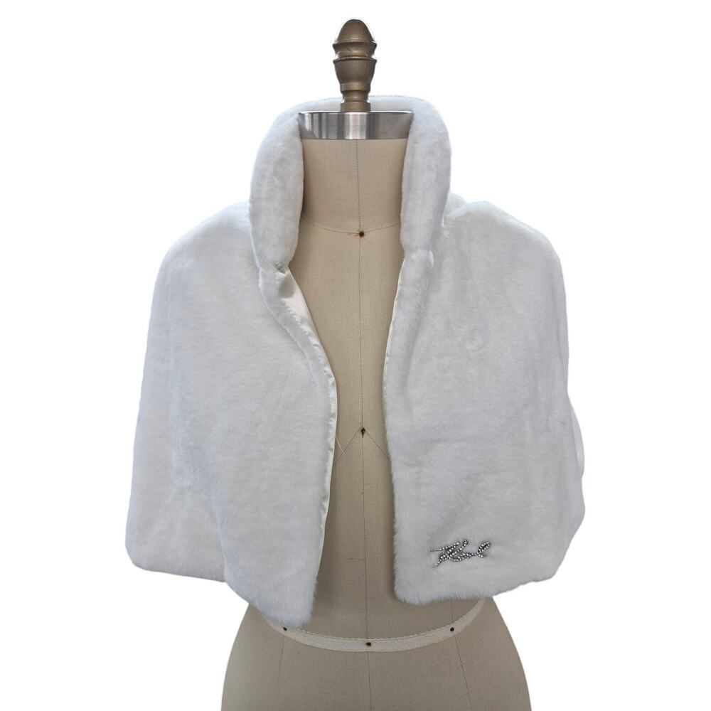 NWT Karl Lagerfeld White Faux Fur Cape Special Occasion Women's Size OSFM